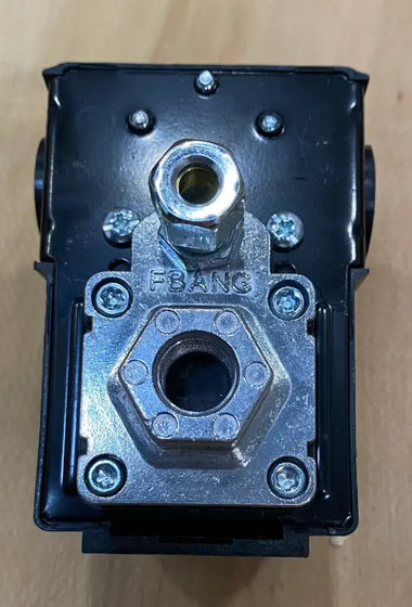 TMG-GAC65-17 Pressure Switch