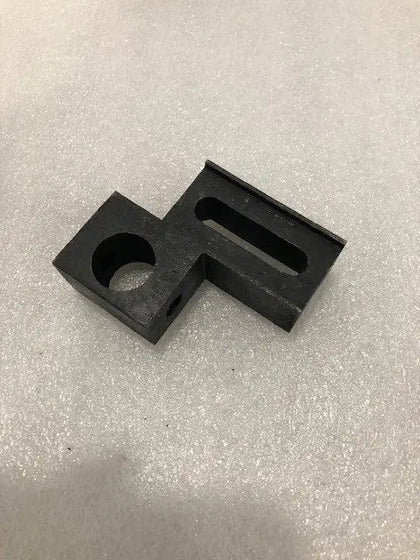 TMG-PSM26-A82 LEFT SAW CHUCK SHAFT SEAT