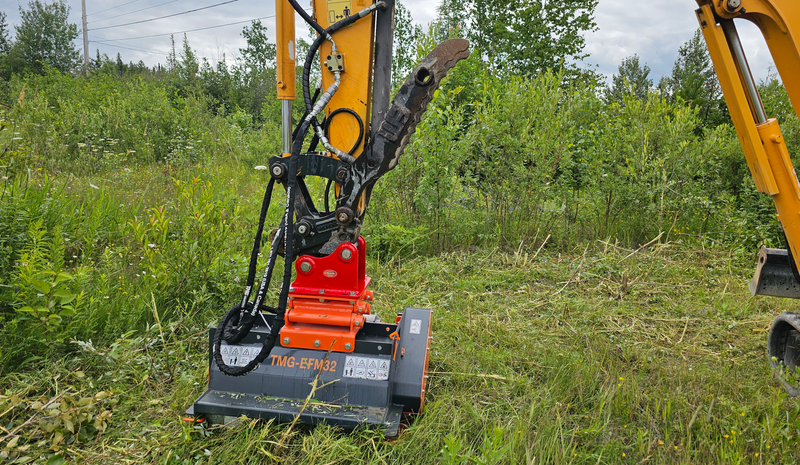 Excavator Attachments Compared: Matching the Right Tool to Your Machine